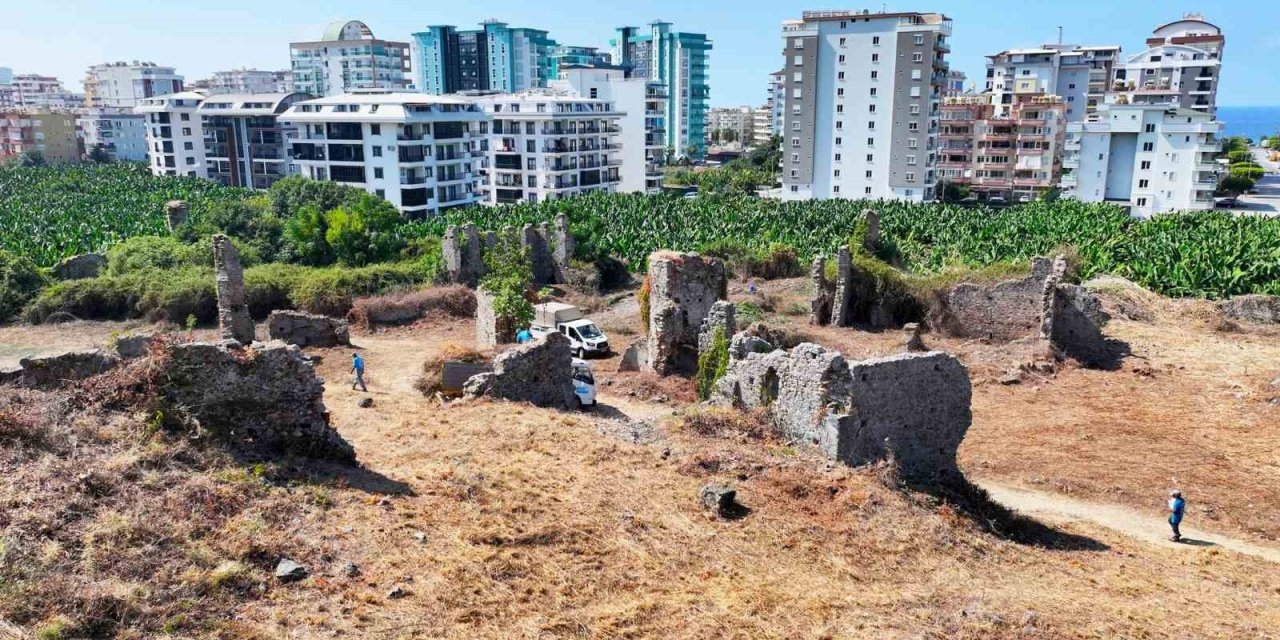 Binaların arasında kalan tarih