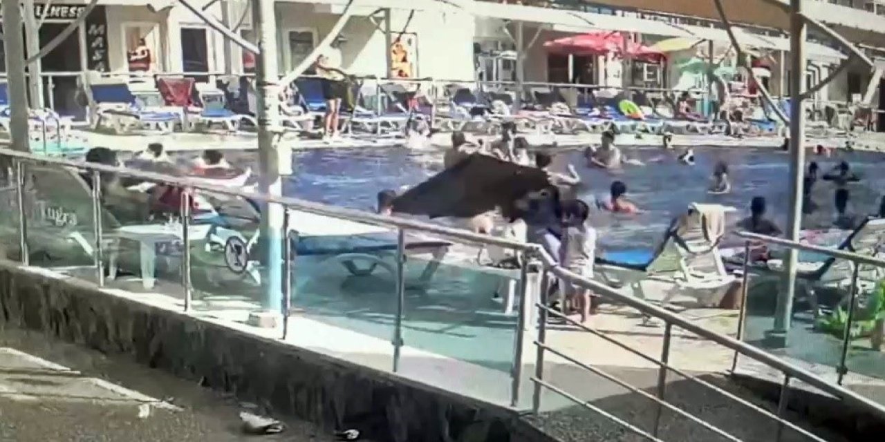 Havuz kenarında otururken kafasına düşen baca kapağıyla ağır yaralandı