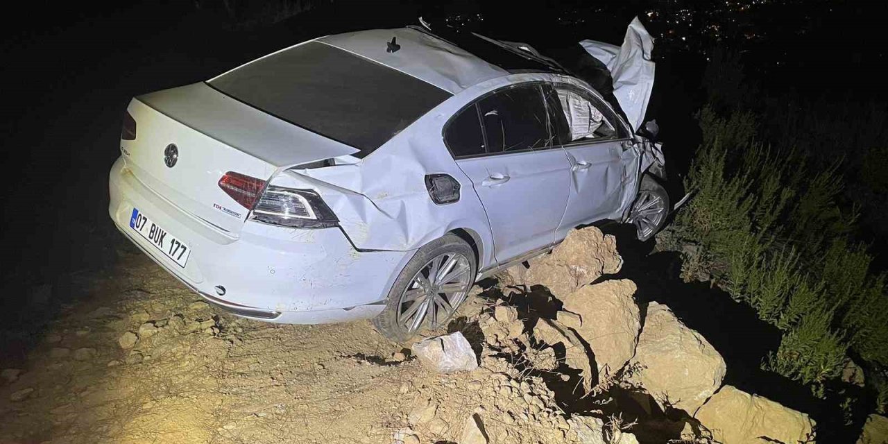 16 yaşındaki çocuğun kullandığı otomobil uçuruma yuvarlandı