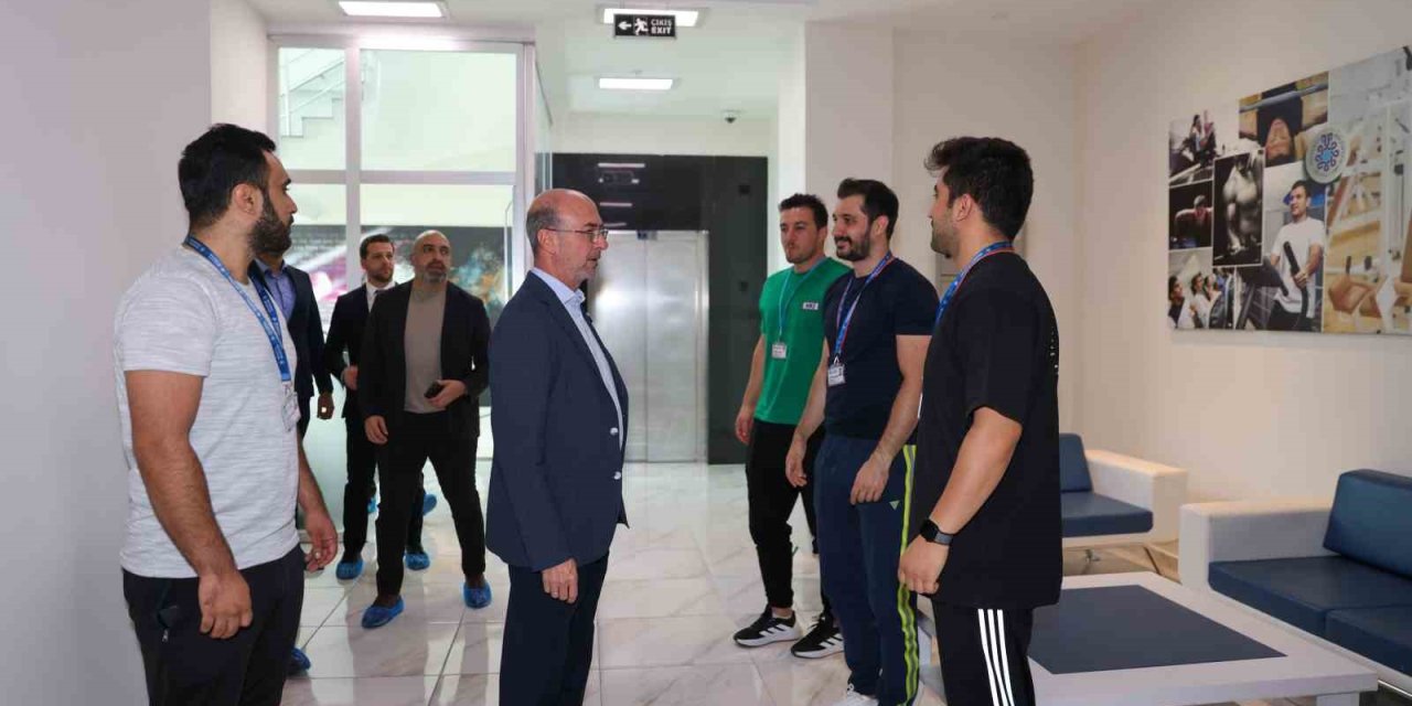 Başkan Pekyatırmacı'dan Yazır Sosyal Tesisi'ne ziyaret