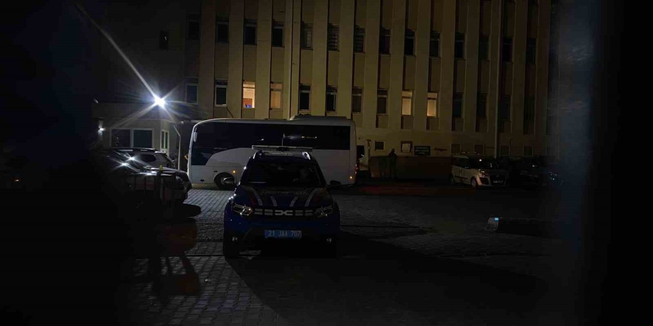 Narin Güran cinayeti soruşturmasında serbest bırakılanlara jandarma eşlik etti