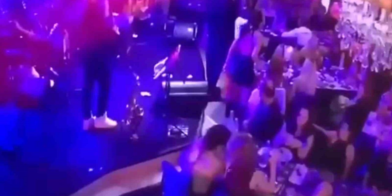 Metin Arolat’ın sahnede fenalaştığı anlara ait görüntüler ortaya çıktı