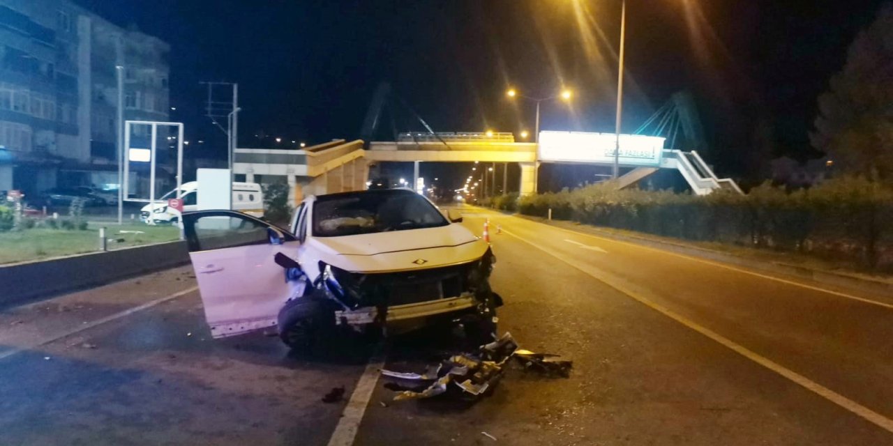 Togg Marka Araçla Kaza: Uğur Demirhisar Ağır Yaralandı