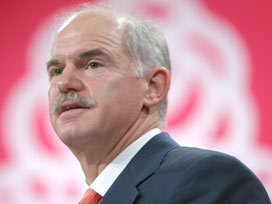 Yunan'ı 'Türkiye' harcaması mı batırdı?