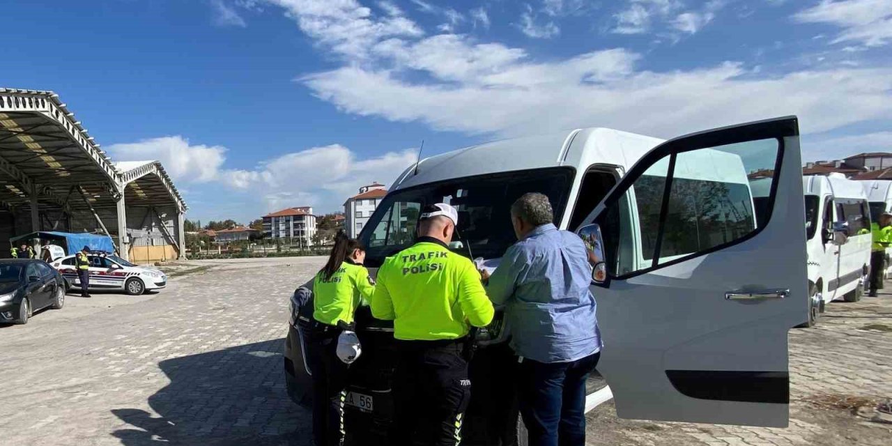 Kulu’da okul servislerine denetim