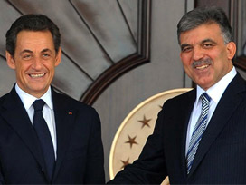 Sarkozy 6 saatliğine Türkiye'de!