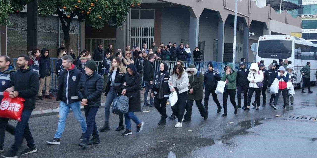 Rüşveti tarifeye bağlamışlar: Müdür dahil 91 kişi tutuklandı