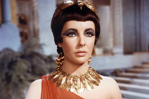 Ünlü yıldız yaş gününde hastanede