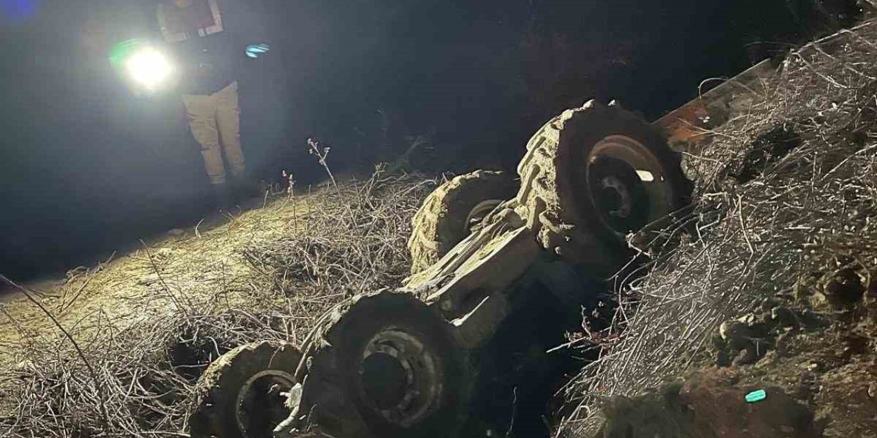 Devrilen traktör 2 çocuğu ölüme götürdü