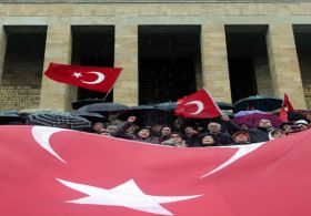 Paşa eşlerinin başlattığı dinci hareket !