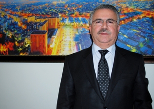 Hayırseverlerin ''derslik'' yarışı