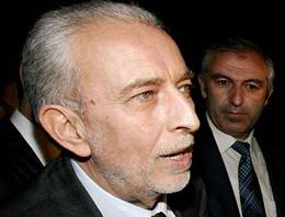 Emin Çölaşan'ın derdine bak!