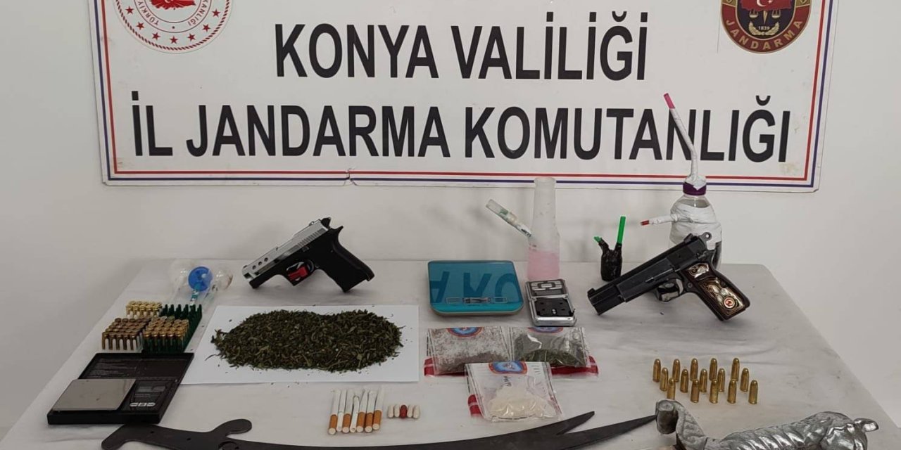 Çumra’da jandarmadan uyuşturucu operasyonu