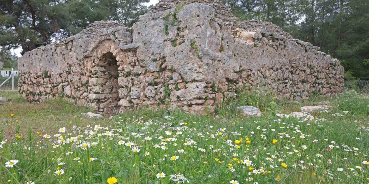 300 Yıllık Su Sarnıcı Aslına Uygun Restore Ediliyor