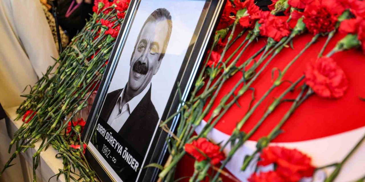 Sırrı Süreyya Önder, Zincirlikuyu'da toprağa verildi