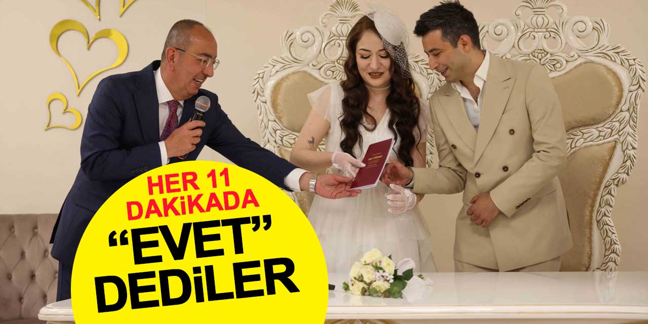 Meram’da evlilik rekoru: 11 dakikada bir 'Evet' dediler