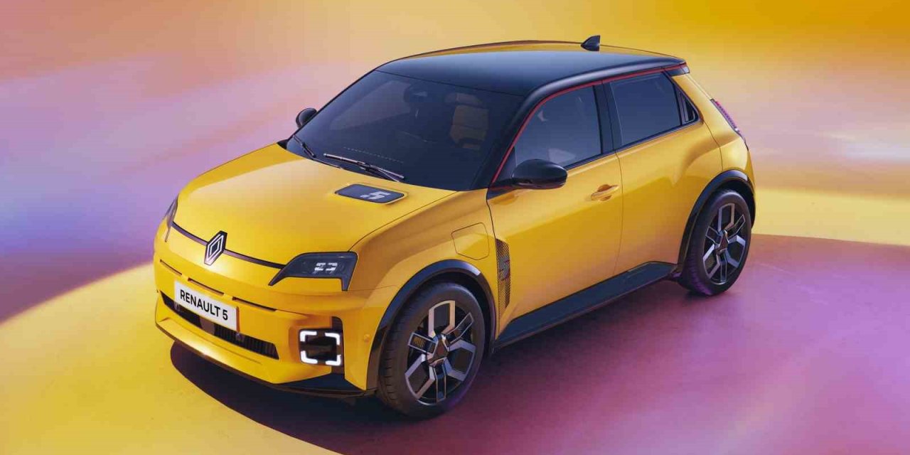 Renault 5 E-Tech Elektrikli Türkiye’de Sahneye Çıktı: Rakiplerinden Farkı Ne?