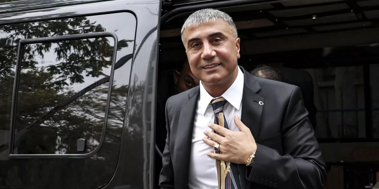 Kurtlar Vadisi fonu eşliğinde beklenen vakit