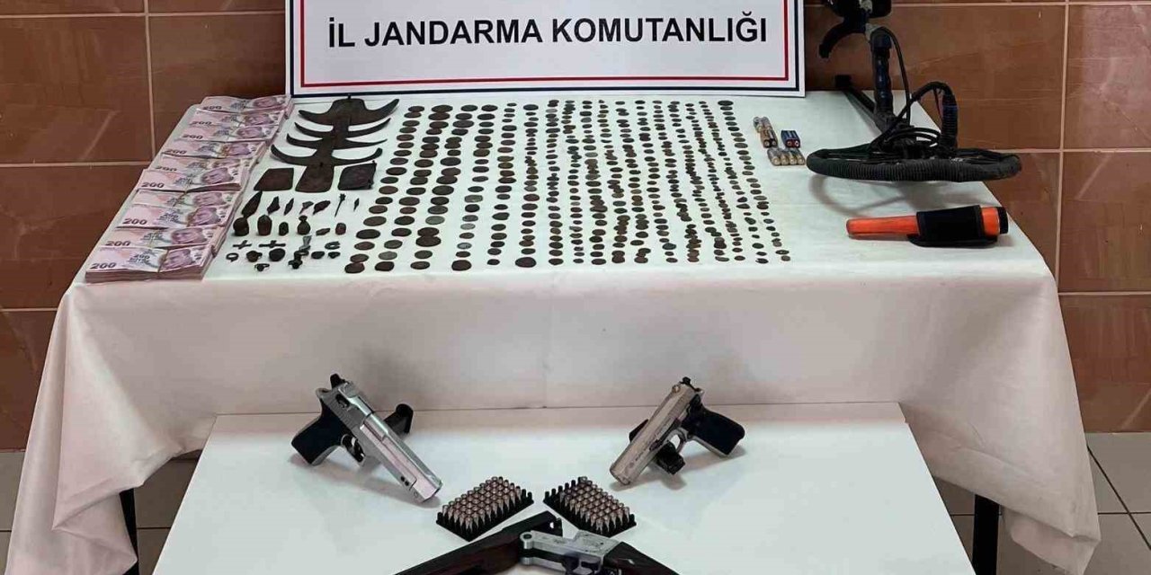 Seydişehir jandarmasından tarihi eser operasyonu