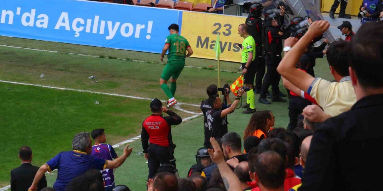 Ankara maçı olaylı başladı