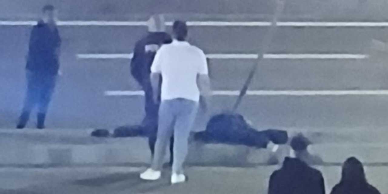 Trafik levhası motosikletli iki kişinin sonu oldu