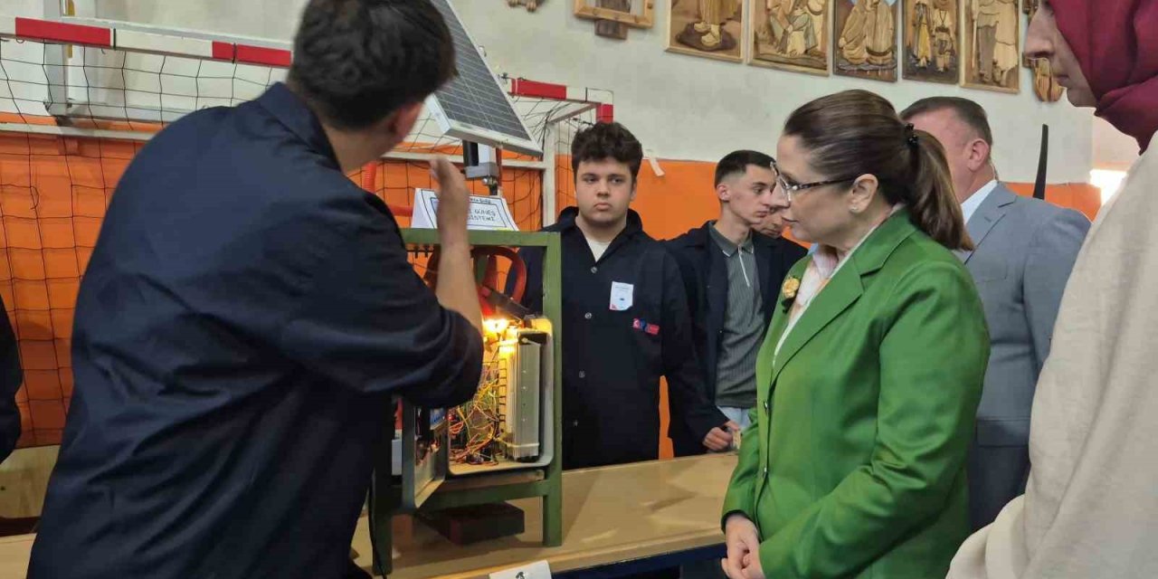 Liseli gençler Bartın'ın göğsünü kabarttı