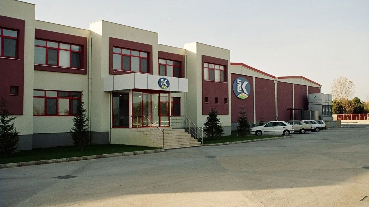 SEK Süt'te sözleşme krizi: İşçiler greve gidiyor