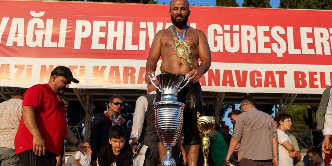 Manavgat’ta başpehlivan Kemeri Orhan Okulu’nun oldu