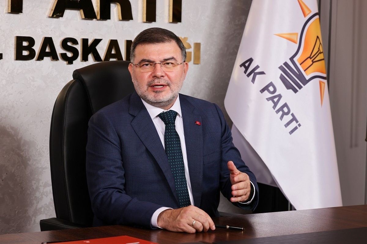 Zehri şehrin meydanlarına taşıyorlar