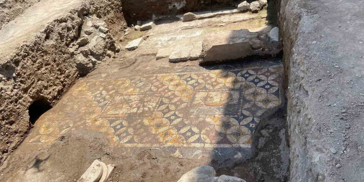 2500 Yıllık Mozaik Gün Yüzüne Çıktı: Kraliçe Nicea'nın Sarayı mı?