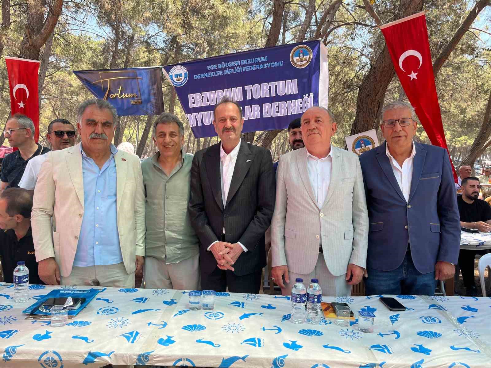 Erzurumlular İzmir’de buluştu