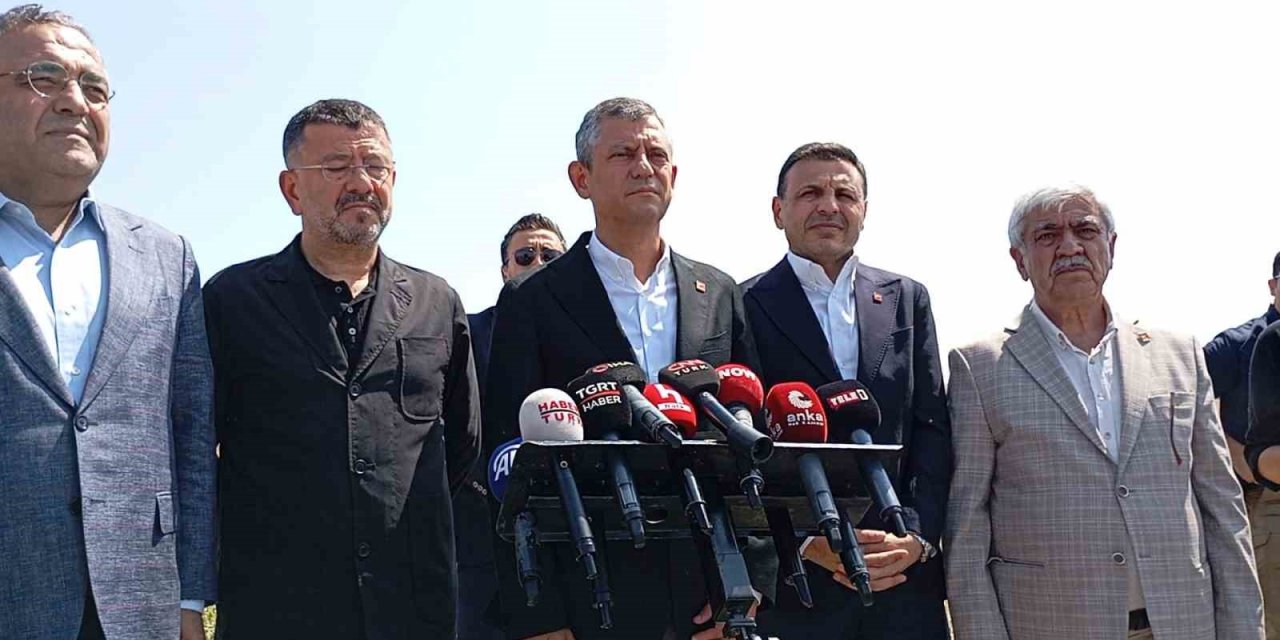 Özgür Özel'den İmamoğlu tepkisi: 8 bin bilirkişi var, hep aynı adam çıkıyor