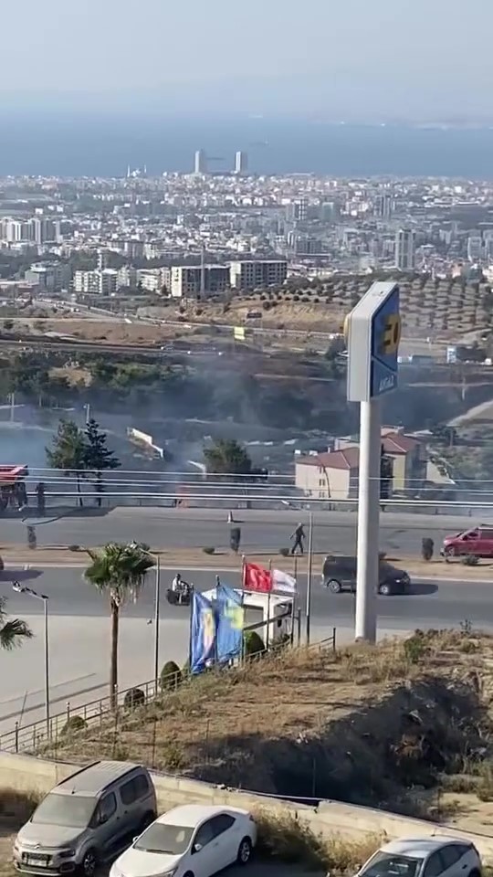 Hatay Belen'de buğday tarlasında çıkan anız yangını söndürüldü