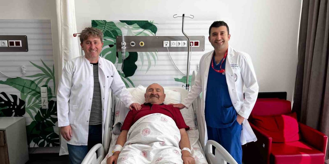 Niğde'de kalp cerrahisinde tarihi başarı