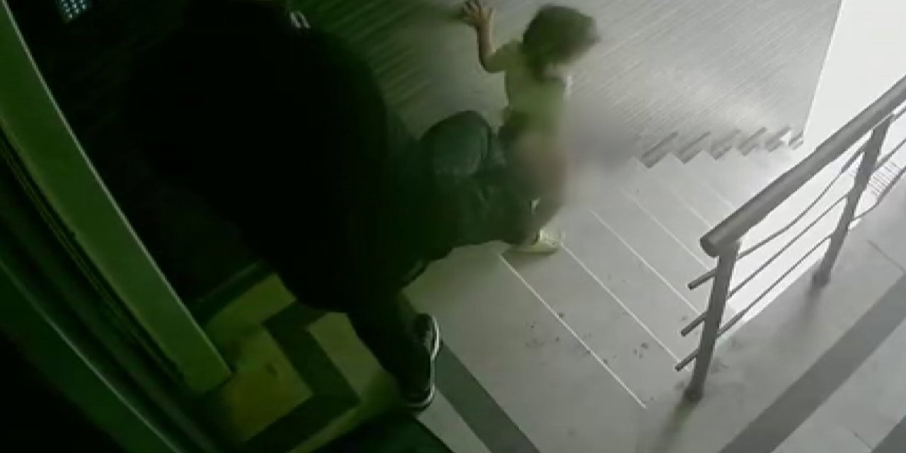 3 yaşındaki kızını tekmeleyip merdivenlerden yuvarlayan baba tutuklandı