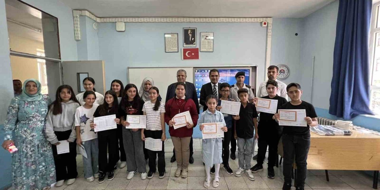 Bozkır’da 4 Bin 355 Öğrenci Tatile Çıktı
