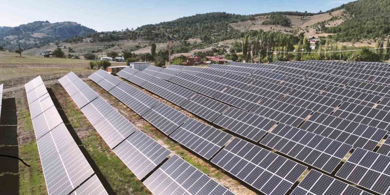 Belediyenin güneş tarlaları 12 milyon gelir sağladı