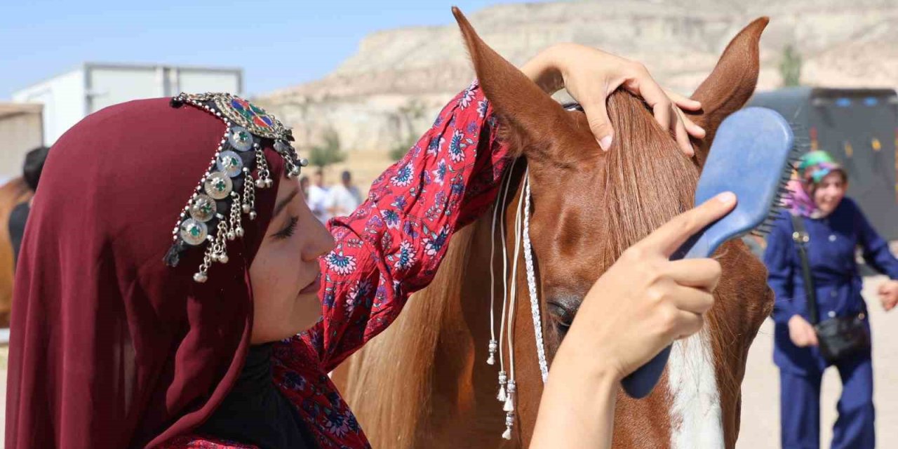 Türkiye’nin En Güzel Atları Kapadokya’da Yarıştı