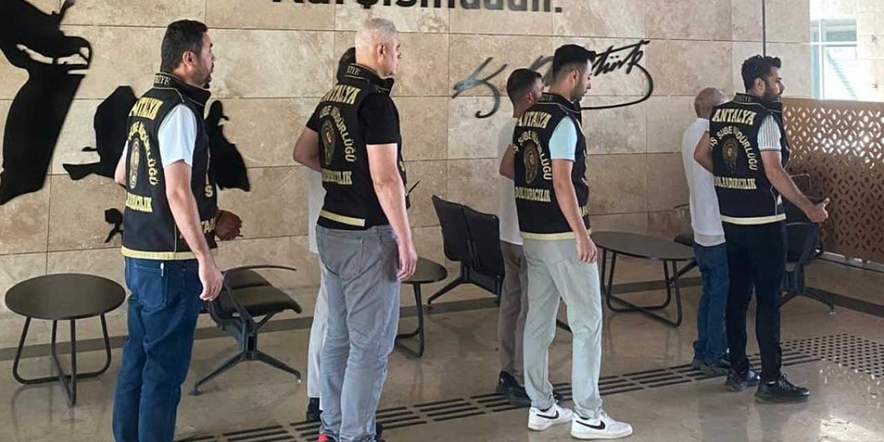 15 Milyonluk Dolandırıcılık Girişimi: Tapuda Suçüstü Yakalandılar