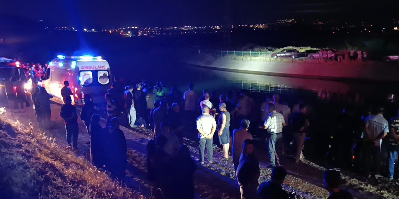 Sulama kanalına düşen otomobil baba ve oğlunu hayattan kopardı