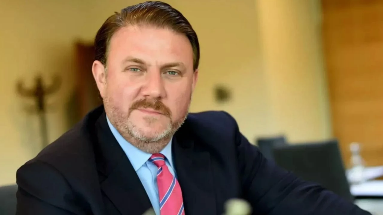 Cumhurbaşkanı Başdanışmanı Gazeteci Yazar Yiğit Bulut hayatını kaybetti