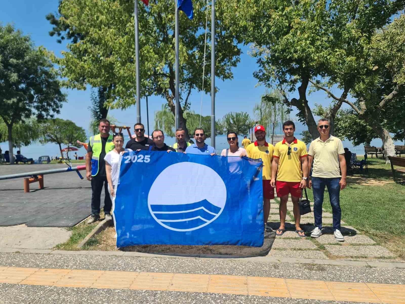 Turizme Göz Kırptı: Yemyeşil Denize Masmavi Bayrak