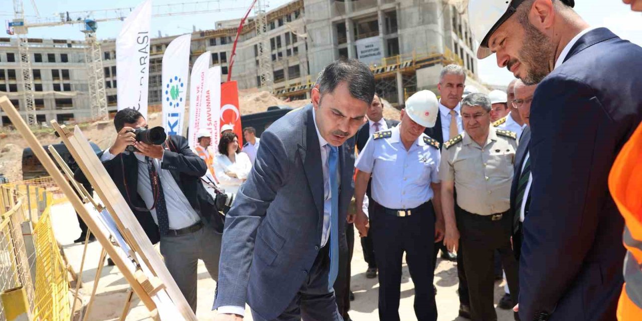 Adını şeklinden alan Ay Yıldız Yerleşkesi’nde çalışmalar devam ediyor