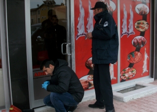 Kuyumcu soyar gibi kasap soydular!