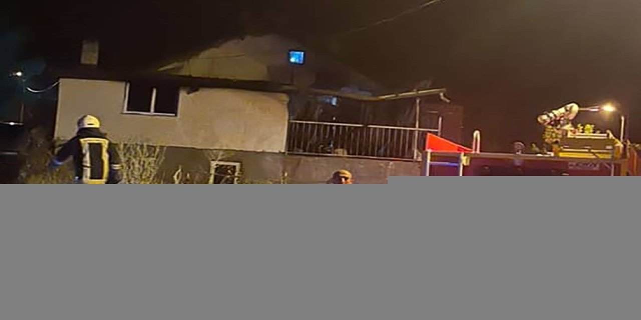 Alevler müstakil evi kullanılamaz hale getirdi
