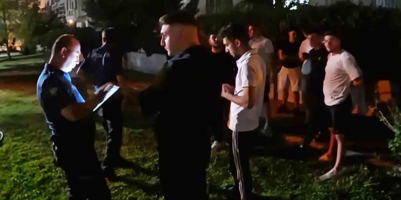Aksaray’da yaz akşamları güvenliğe emanet: Polis park ve bahçelerde kuş uçurtmuyor
