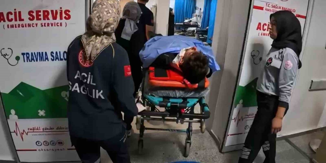 ‘Dur’ ihtarına uymayan motosikletli, kaçarken polise çarptı