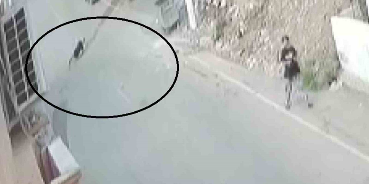 Sokakta Dehşet: Önce Dayısını Vurup Sonra Kafasına Sıktı
