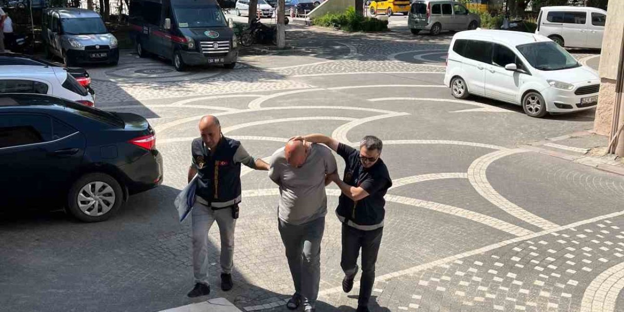 Akşehir'de operasyon: Uyuşturucu haplarla yakalandılar