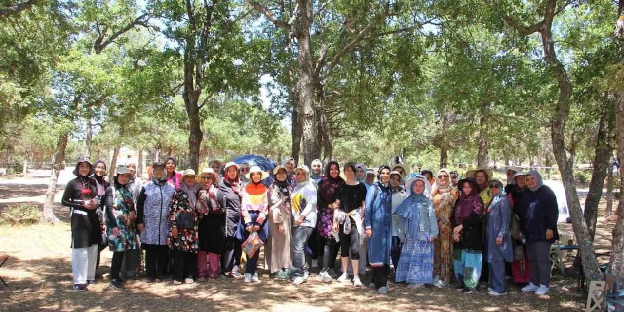 Altın gününde değil kampta buluştular